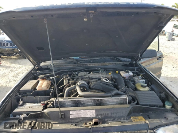 2002 Land Rover Discovery with VIN SALTL15442A749721, listed as a Copart auction lot 46092255 with Not Provided miles and Clean Title. Bid and sale history available at DreamBid. Image 11.