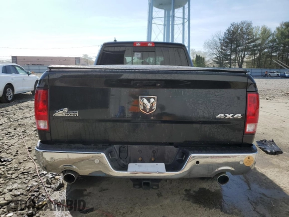 2017 Ram 1500 SLT z VIN 1C6RR7GT6HS548906, wystawiony jako Copart lot #54213105 z przebiegiem 107 352 mil mil oraz Szkoda całkowita • Salvage title. Historia ofert i sprzedaży dostępna na DreamBid. Obrazek 6.