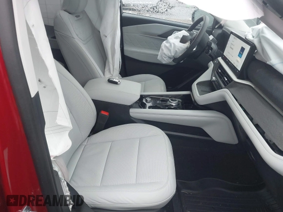 2025 Ford Explorer with VIN 1FMUK8HH3SGA46593, listed as a IAAI auction lot 41509990 with 2,290 mi miles and . Bid and sale history available at DreamBid. Image 5.