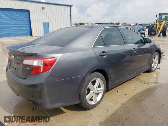 2012 Toyota Camry L with VIN 4T1BF1FK0CU028024, listed as a Copart auction lot 54590985 with 135,686 mi miles and Clean Title. Bid and sale history available at carsss.com. Image 3.
