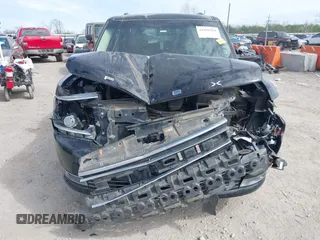 2017 Ford Flex Limited z VIN 2FMHK6D83HBA13153, wystawiony jako IAAI lot #41868284 z przebiegiem 134 732 mil mil oraz . Historia ofert i sprzedaży dostępna na DreamBid. Obrazek 6.