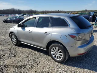 2012 Mazda CX-7 i SV z VIN JM3ER2A5XC0419471, wystawiony jako Copart lot #49677325 z przebiegiem 112 551 mil mil oraz Czysty tytuł • Clean title. Historia ofert i sprzedaży dostępna na DreamBid. Obrazek 2.