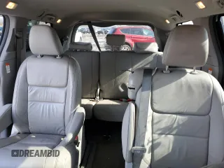 2018 Toyota Sienna XLE Auto Access Seat with VIN 5TDYZ3DC6JS951915, listed as a Copart auction lot 48319715 with 108,379 mi miles and Salvage Title. Bid and sale history available at carsss.com. Image 10.