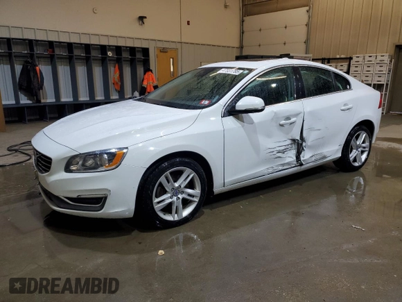 2015 Volvo S60 T5 Platinum with VIN YV1612TD8F2305562, listed as a Copart auction lot 47931785 with 62,727 mi miles and Salvage Title. Bid and sale history available at carsss.com. Image 1.
