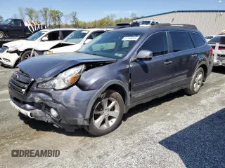 2014 Subaru Outback 2.5i Limited with VIN 4S4BRBPCXE3310670, listed as a Copart auction lot 51518045 with 121,971 mi miles and Salvage Title. Bid and sale history available at carsss.com. Image 1.