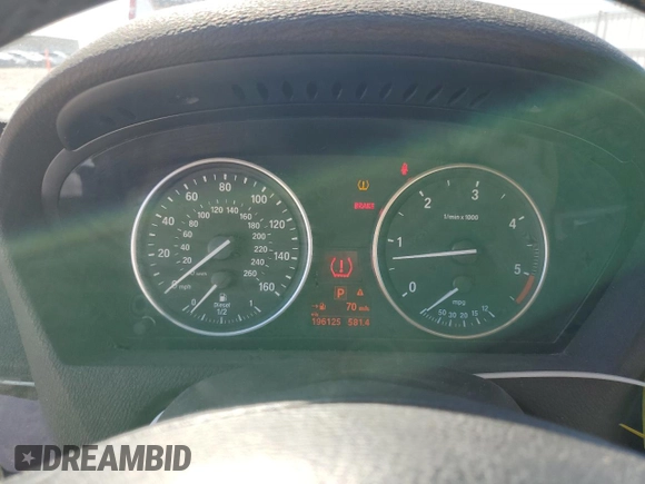 2012 BMW X5 35d z VIN 5UXZW0C54C0B88136, wystawiony jako Copart lot #55852155 z przebiegiem 196 125 mil mil oraz Nie do naprawy • Non repairable. Historia ofert i sprzedaży dostępna na DreamBid. Obrazek 9.