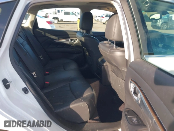 2016 Infiniti Q70 with VIN JN1EY1APXGM470039, listed as a IAAI auction lot 41331470 with 62,831 mi miles and . Bid and sale history available at DreamBid. Image 8.