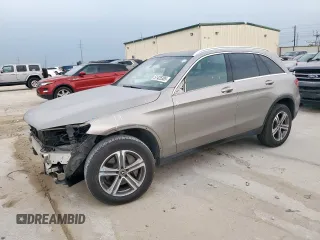 2019 Mercedes-Benz GLC 300 z VIN WDC0G4KB8KF667278, wystawiony jako Copart lot #51425385 z przebiegiem 61 175 mil mil oraz Szkoda całkowita • Salvage title. Historia ofert i sprzedaży dostępna na DreamBid. Obrazek 1.