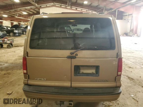 2000 Chevrolet Astro with VIN 1GNDM19W9YB201177, listed as a Copart auction lot 76337184 with 159,661 mi miles and Clean Title. Bid and sale history available at carsss.com. Image 6.