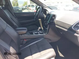 2020 Jeep Grand Cherokee Laredo E с VIN 1C4RJEAG1LC170576, выставлен на аукционе IAAI как лот 42283104 с пробегом 123 068 миль миль и . История ставок и продаж доступна на DreamBid. Изображение 5.