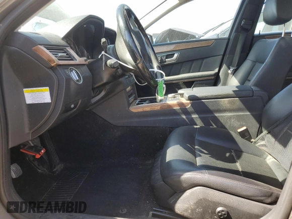 2012 Mercedes-Benz E 350 Luxury with VIN WDDHF8JB8CA532651, listed as a Copart auction lot 53087825 with 226,966 mi miles and Clean Title. Bid and sale history available at DreamBid. Image 7.