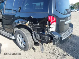 2008 Nissan Pathfinder S z VIN 5N1AR18B08C658137, wystawiony jako IAAI lot #41907576 z przebiegiem 172 586 mil mil oraz . Historia ofert i sprzedaży dostępna na DreamBid. Obrazek 6.
