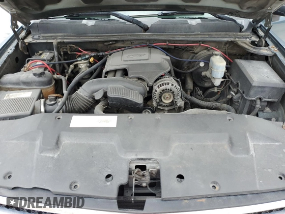 2008 Chevrolet Silverado 1500 1LT with VIN 1GCEC19JX8Z324501, listed as a Copart auction lot 53163245 with 275,401 mi miles and Salvage Title. Bid and sale history available at DreamBid. Image 11.