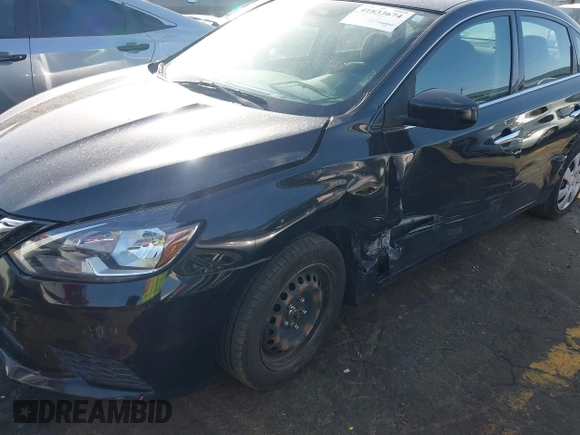 2018 Nissan Sentra S z VIN 3N1AB7AP4JY335596, wystawiony jako IAAI lot #41833674 z przebiegiem 95 949 mil mil oraz . Historia ofert i sprzedaży dostępna na DreamBid. Obrazek 6.