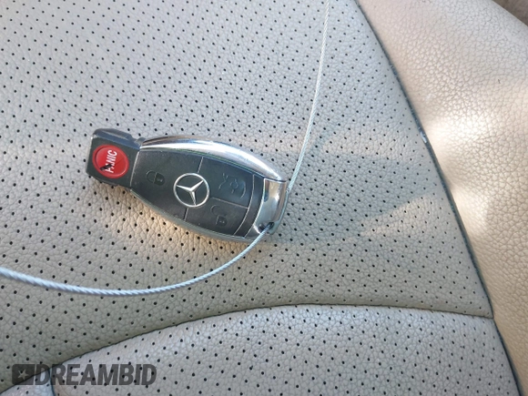 2007 Mercedes-Benz E-Class 3.5L with VIN WDBUF87X57X221918, listed as a IAAI auction lot 41618274 with 176,359 mi miles. Bid and sale history available at carsss.com. Image 11.