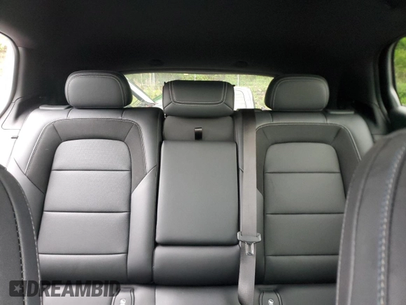2024 Chevrolet Equinox EV LT z VIN 3GN7DLRP1RS260215, wystawiony jako Copart lot #56477025 z przebiegiem 7370 mil mil oraz Szkody całkowita. Historia ofert i sprzedaży dostępna na DreamBid. Obrazek 10.