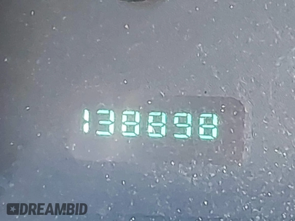 2000 Dodge 1500 z VIN 3B7HF13Z9YG138645, wystawiony jako IAAI lot #42298492 z przebiegiem 138 898 mil mil oraz . Historia ofert i sprzedaży dostępna na DreamBid. Obrazek 15.