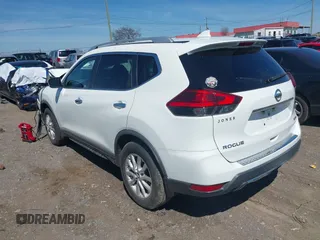 2017 Nissan Rogue SV with VIN KNMAT2MV5HP603526, listed as a IAAI auction lot 41847529 with 119,428 mi miles and . Bid and sale history available at carsss.com. Image 3.