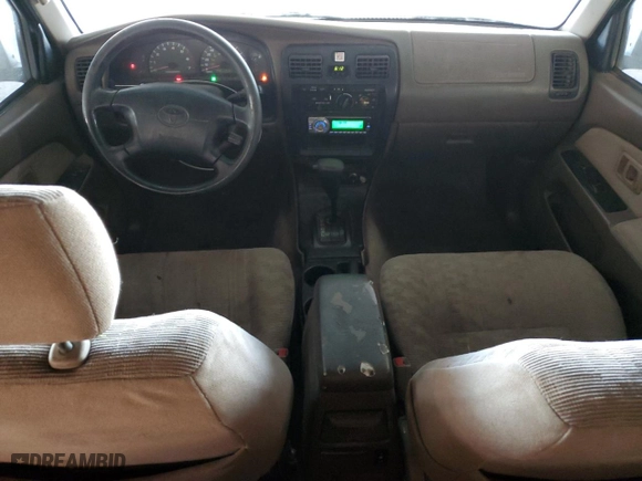2000 Toyota 4Runner with VIN JT3GM84R1Y0069452, listed as a Copart auction lot 88932915 with 255,873 mi miles and Clean Title. Bid and sale history available at carsss.com. Image 8.