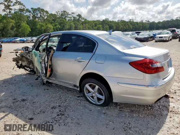 2013 Hyundai Genesis 3.8L z VIN KMHGC4DD3DU220138, wystawiony jako Copart lot #58619845 z przebiegiem 147 885 mil mil oraz Szkoda całkowita • Salvage title. Historia ofert i sprzedaży dostępna na DreamBid. Obrazek 2.