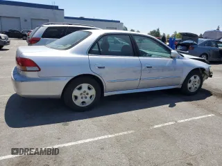 2002 Honda Accord EX z VIN 1HGCG16582A001090, wystawiony jako Copart lot #58244785 z przebiegiem 99 158 mil mil oraz Szkoda całkowita • Salvage title. Historia ofert i sprzedaży dostępna na DreamBid. Obrazek 3.