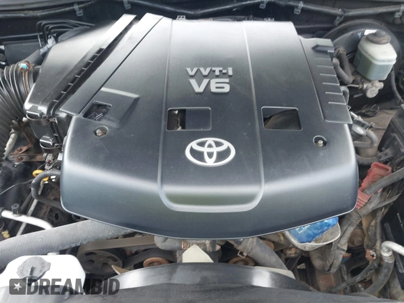 2008 Toyota Tacoma z VIN 5TELU42NX8Z506805, wystawiony jako IAAI lot #42063134 z przebiegiem 228 690 mil mil oraz . Historia ofert i sprzedaży dostępna na DreamBid. Obrazek 10.