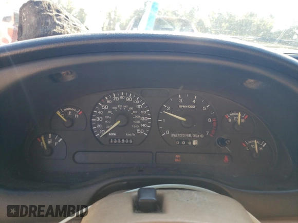1995 Ford Mustang z VIN 1FALP45T0SF152059, wystawiony jako Copart lot #41786005 z przebiegiem 133 906 mil mil oraz Szkoda całkowita • Salvage title. Historia ofert i sprzedaży dostępna na DreamBid. Obrazek 9.