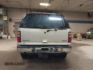 2004 GMC Yukon SLT with VIN 1GKEK13TX4J155865, listed as a IAAI auction lot 41758663 with 281,531 mi miles. Bid and sale history available at carsss.com. Image 16.