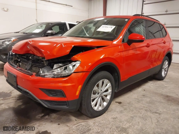 2019 Volkswagen Tiguan S with VIN 3VV0B7AX3KM075498, listed as a IAAI auction lot 41501778 with 143,262 mi miles. Bid and sale history available at carsss.com. Image 18.
