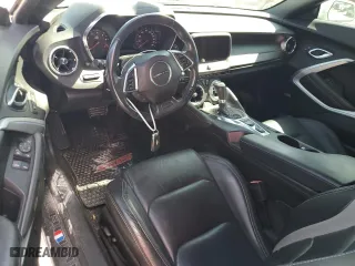 2017 Chevrolet Camaro 2SS with VIN 1G1FH3D75H0101258, listed as a Copart auction lot 77250814 with 38,098 mi miles and Salvage Title. Bid and sale history available at carsss.com. Image 8.