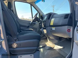 2018 Mercedes-Benz Sprinter Cargo Van Worker with VIN WD3PE7CD8JP637860, listed as a Copart auction lot 88929235 with 104,701 mi miles and Clean Title. Bid and sale history available at carsss.com. Image 5.