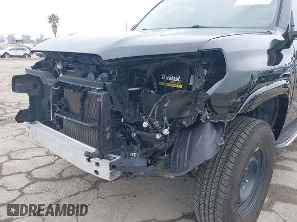 2017 Toyota 4Runner SR5 с VIN JTEZU5JR8H5159090, выставлен на аукционе IAAI как лот 42490310 с пробегом 60 546 миль миль и . История ставок и продаж доступна на DreamBid. Изображение 6.