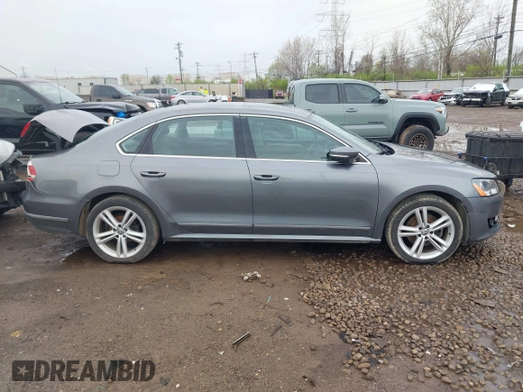 2014 Volkswagen Passat SE с VIN 1VWBN7A39EC085032, выставлен на аукционе IAAI как лот 41931302 с пробегом 193 425 миль миль и . История ставок и продаж доступна на DreamBid. Изображение 13.