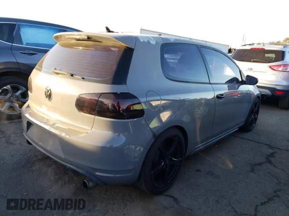 2010 Volkswagen GTI с VIN WVWED7AJ0AW329306, выставлен на аукционе Copart как лот 87374004 с пробегом 227 079 миль миль и Чистый • Clean title. История ставок и продаж доступна на DreamBid. Изображение 3.