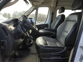 2017 Ram ProMaster Cargo with VIN 3C6TRVDG5HE549193, listed as a Copart auction lot 47240215 with 164,946 mi miles and Salvage Title. Bid and sale history available at carsss.com. Image 7.