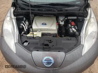 2015 Nissan LEAF SV with VIN 1N4AZ0CPXFC330745, listed as a Copart auction lot 71260442 with 77,152 mi miles. Bid and sale history available at carsss.com. Image 11.