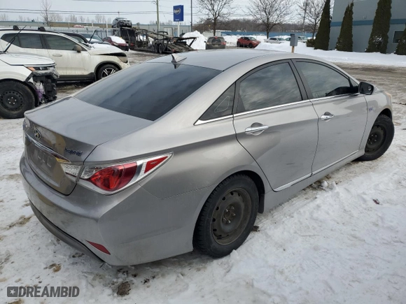 2013 Hyundai Sonata Hybrid Limited with VIN KMHEC4A4XDA064516, listed as a Copart auction lot 45287095 with 280,366 mi miles and Clean Title. Bid and sale history available at carsss.com. Image 3.