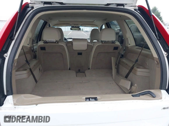 2014 Volvo XC90 with VIN YV4952CZ4E1680532, listed as a IAAI auction lot 40978944 with 94,525 mi miles and . Bid and sale history available at DreamBid. Image 18.