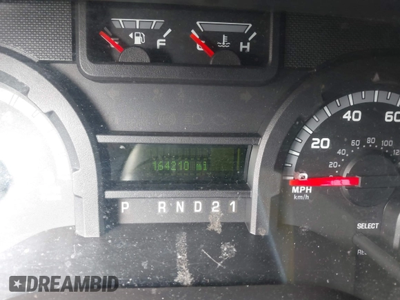2013 Ford Econoline Passenger XL z VIN 1FBSS3BL4DDA83236, wystawiony jako IAAI lot #41477441 z przebiegiem 164 210 mil mil oraz . Historia ofert i sprzedaży dostępna na DreamBid. Obrazek 7.