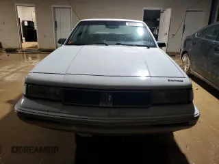 1994 Oldsmobile Cutlass Ciera S z VIN 1G3AG5543R6308573, wystawiony jako Copart lot #85335974 z przebiegiem 195 940 mil mil oraz Szkody całkowita. Historia ofert i sprzedaży dostępna na DreamBid. Obrazek 5.