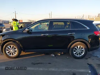 2018 Kia Sorento LX with VIN 5XYPG4A59JG368796, listed as a IAAI auction lot 41321385 with 78,308 mi miles and . Bid and sale history available at DreamBid. Image 15.
