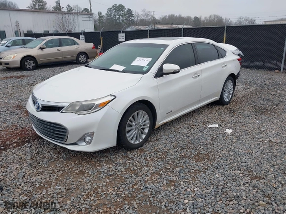 2015 Toyota Avalon Hybrid XLE Touring with VIN 4T1BD1EB0FU037205, listed as a IAAI auction lot 41535526 with 217,261 mi miles. Bid and sale history available at carsss.com. Image 19.