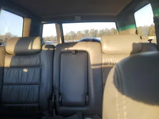 2002 Isuzu Trooper S z VIN JACDS58X627J11588, wystawiony jako Copart lot #76932404 z przebiegiem Nie podano mil oraz Szkody całkowita. Historia ofert i sprzedaży dostępna na DreamBid. Obrazek 10.
