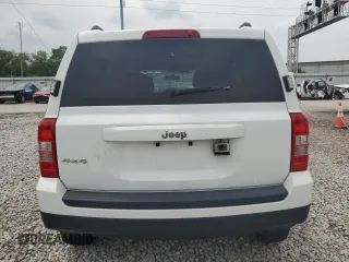 2015 Jeep Patriot Sport with VIN 1C4NJRBB2FD358059, listed as a Copart auction lot 60173745 with 129,984 mi miles and Salvage title. Bid and sale history available at DreamBid. Image 6.
