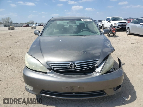 2005 Toyota Camry LE with VIN 4T1BF32K85U614653, listed as a Copart auction lot 52860195 with 156,675 mi miles and Salvage Title. Bid and sale history available at DreamBid. Image 5.