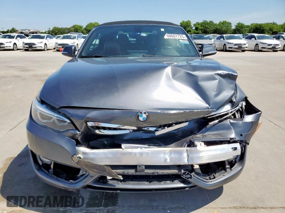2017 BMW 2 Series 230i z VIN WBA2K9C34HV950516, wystawiony jako Copart lot #60607725 z przebiegiem 50 462 mil mil oraz Szkoda całkowita • Salvage title. Historia ofert i sprzedaży dostępna na DreamBid. Obrazek 5.