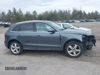 2012 Audi Q5 3.2L Premium Plus with VIN WA1DKAFPXCA080146, listed as a IAAI auction lot 41884166 with 231,000 mi miles. Bid and sale history available at carsss.com. Image 14.