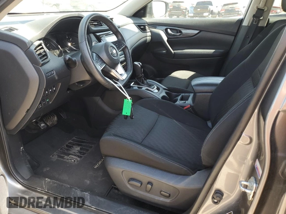 2020 Nissan Rogue SV z VIN KNMAT2MV8LP502103, wystawiony jako Copart lot #54402545 z przebiegiem 145 001 mil mil oraz Szkoda całkowita • Salvage title. Historia ofert i sprzedaży dostępna na DreamBid. Obrazek 7.