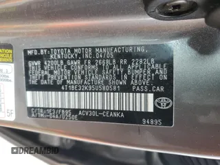 2005 Toyota Camry STD z VIN 4T1BE32K95U580581, wystawiony jako Copart lot #58212165 z przebiegiem 124 350 mil mil oraz Czysty tytuł • Clean title. Historia ofert i sprzedaży dostępna na DreamBid. Obrazek 12.