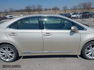 2011 Lexus HS 250h with VIN JTHBB1BA6B2047554, listed as a IAAI auction lot 41909454 with 128,500 mi miles. Bid and sale history available at carsss.com. Image 13.